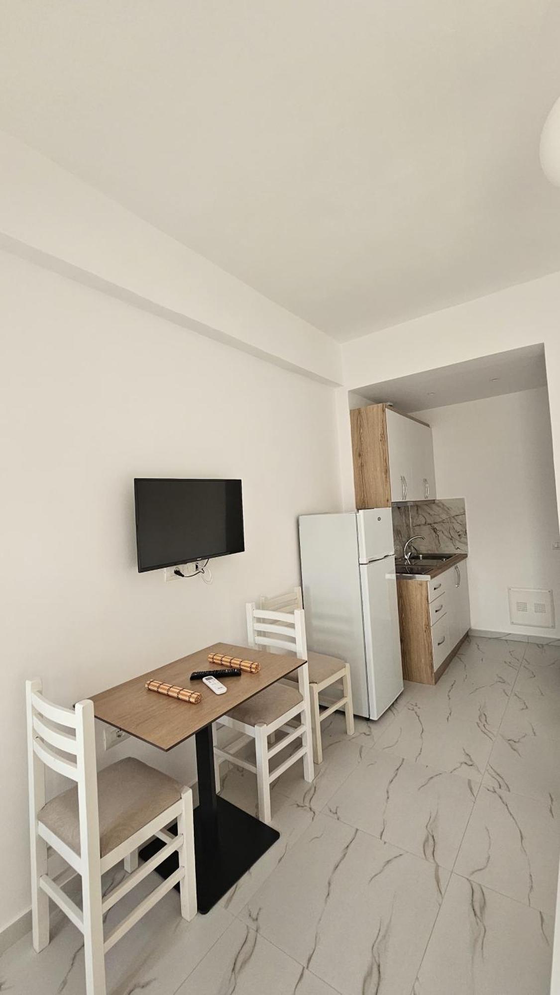 Vila Roan Vlorë Exteriör bild