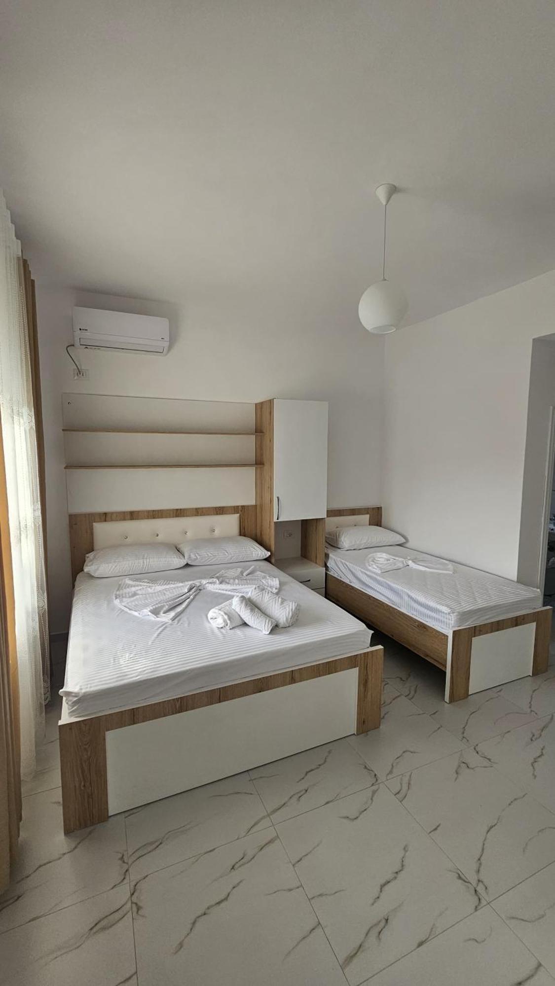Vila Roan Vlorë Exteriör bild