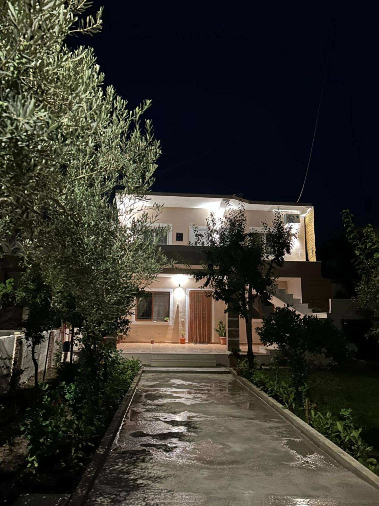 Vila Roan Vlorë Exteriör bild