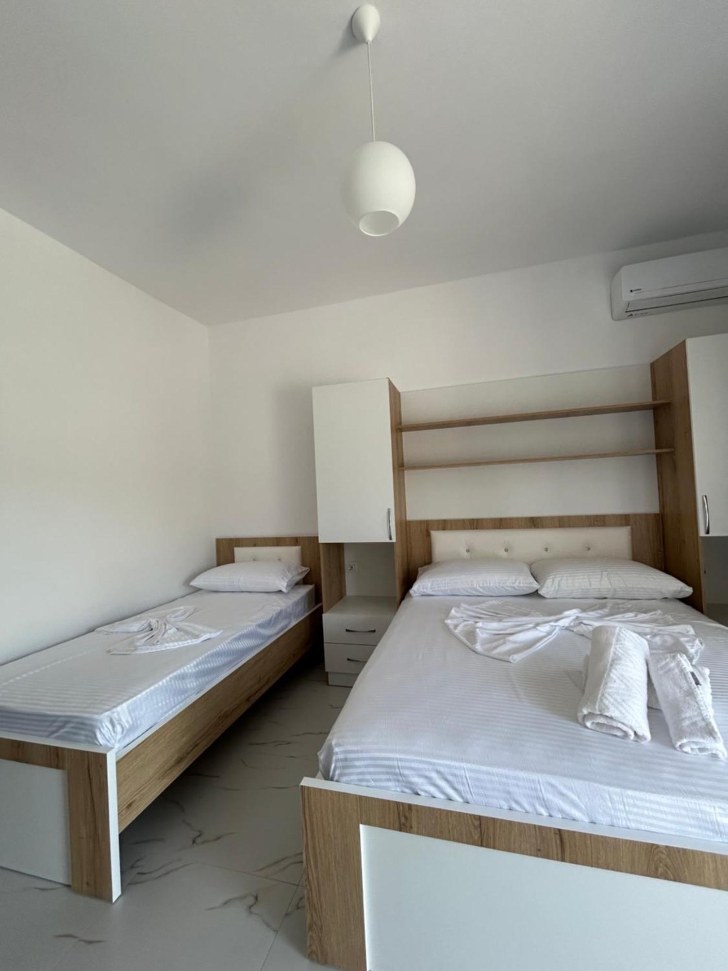 Vila Roan Vlorë Exteriör bild