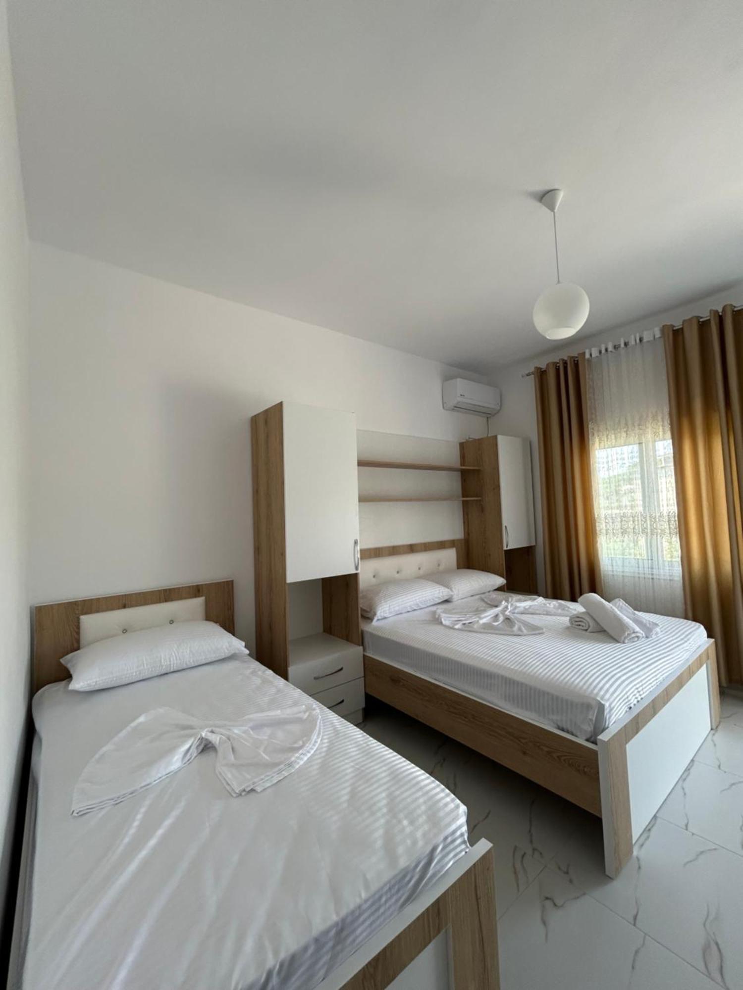 Vila Roan Vlorë Exteriör bild