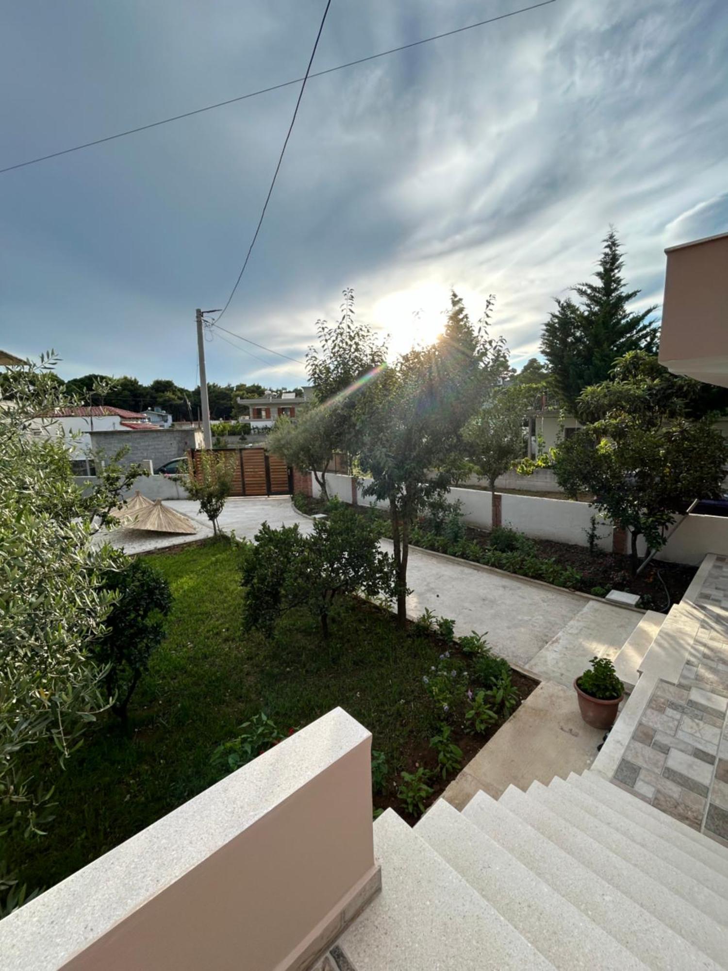 Vila Roan Vlorë Exteriör bild