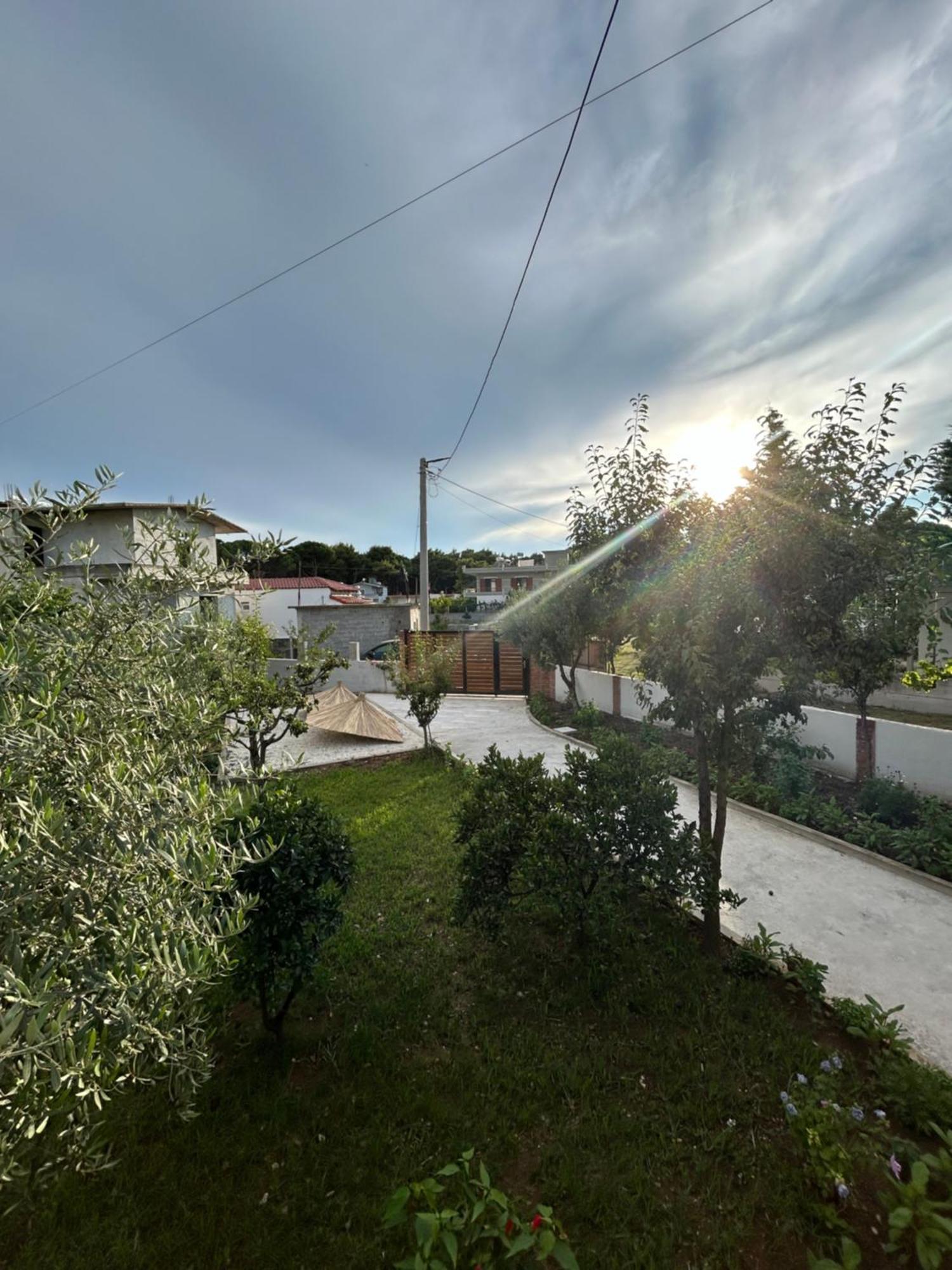 Vila Roan Vlorë Exteriör bild